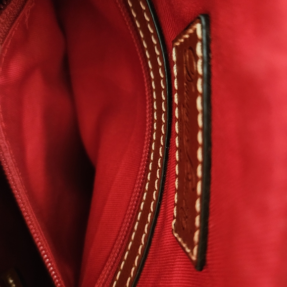 Dooney & Bourke Cranberry Crossbody/Shoulder Coated Cotton w/Leather Excellent - Picture 14 of 16